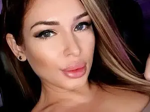 Myfreecams Live Sex of DebraLeah