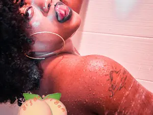 Myfreecams Adult Webcam of Bigbootibambi