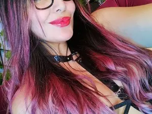Myfreecams Sex Chat of CARMENVILLA1