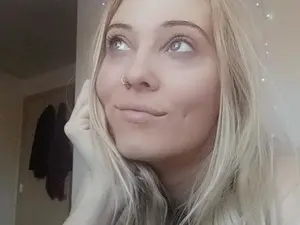 Myfreecams Live Sex Cam of Leeleigh1