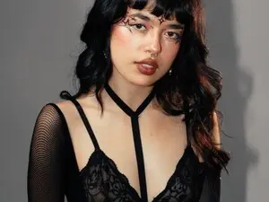 Myfreecams Live Porn of Saphyralux