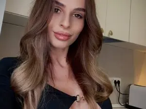 Myfreecams Adult Webcams of ElaraShine