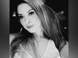 Myfreecams Adult Webcam of lyllyam
