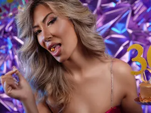 Myfreecams Live Sex Cam of SophiaPotts
