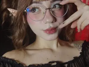 Myfreecams Private Sex Chat of Petitemila_