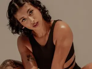 Myfreecams Nude Webcam of LollaBye