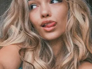 Myfreecams Live Sex of BelleM