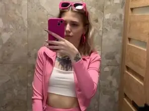 Myfreecams Live Sex Cam of Serphelia
