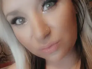 Myfreecams Sex Cam of LusciousLindz