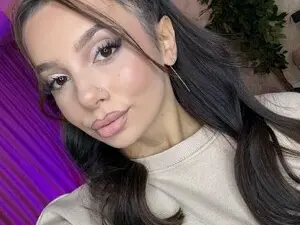 Myfreecams Nude Webcam of AishaBee