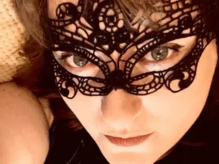 Streamate Live Sex of Curvygirllouisa