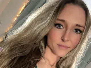 Streamate Sex Cam of Violet_Styles