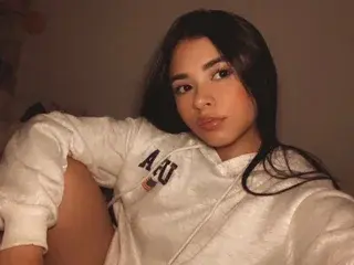Streamate Sex Cam of BrissleyLancaster