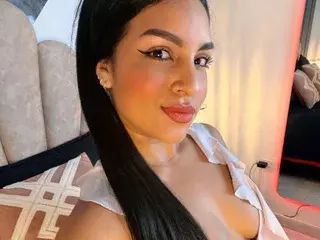 Streamate Free Porn Cam of EstrellaGarcia