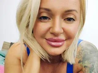 Streamate Best Webcam of BustyEmaXX