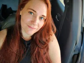 Streamate Free Porn Cam of Sneakydesire