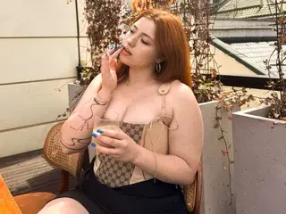 Streamate Nude Webcam of KrossAnny