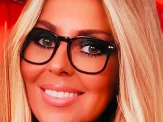 Streamate Nude Webcam of GlamGran