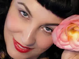 Streamate Nude Webcam of Claudine