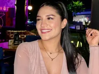 Streamate Live Sex of AmelieCroftt