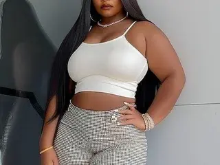 Streamate Adult Video Chat of Lovelybigassxx