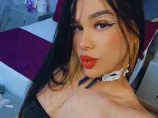 Streamate Adult Webcam of MaddyLovexxx