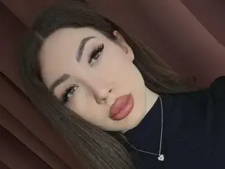 Streamate Live Sex Cam of ElleLuvv
