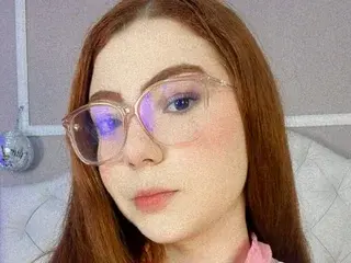 Streamate Sex Chat of LIZY_PORTMAN