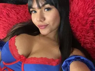 Streamate Adult Webcam of Julieta_Goddess