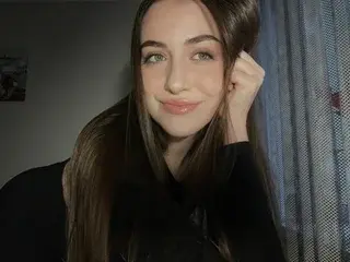 Streamate Live Sex Cam of SashaShin