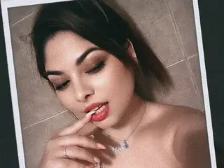 Streamate Live Sex Cam of Kairafantasy