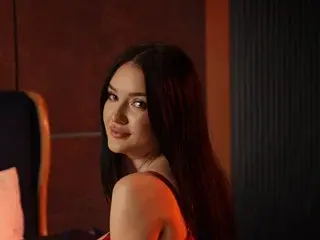 Streamate Sex Chat of YourBustyGirl