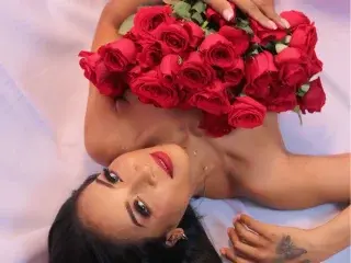 Streamate Free Live Porn of Luisa_Milf