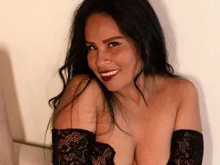 Streamate Live Sex Cam of Anthonelaa