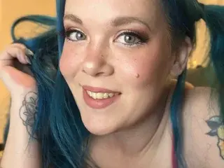 Streamate Best live sex cam show of TemptingTiny
