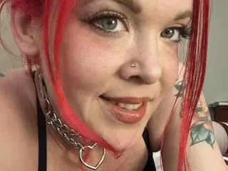 Streamate Sex Chat of TemptingTiny