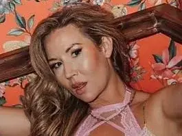 Streamate Live Sex Cam of ScarletHarteBabestation