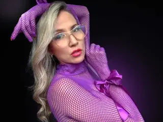 Streamate Watch Live Sex Cams of CallieMartin