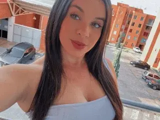 Streamate Adult Webcams of Laura_Wilson