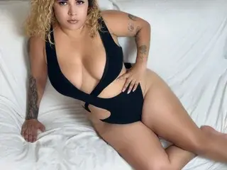 Streamate Free Live Porn of miasexxxydoll