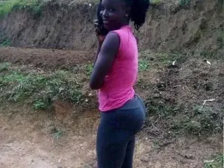 Streamate Watch Live Sex Cams of Petite_ebony19