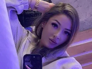 Streamate Private Sex Chat of Izza_Bella