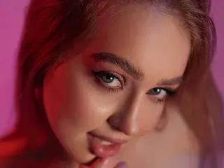 Streamate Best live sex cam show of ElyssawetXX