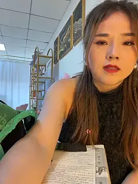 Stripchat Free Live Porn of Xiaoxiao-y