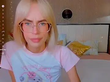 Stripchat Live Sex Cam of bellatip