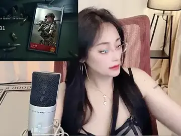 Stripchat Live Sex Cam of Daisy-77