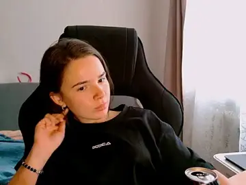 Stripchat Best live sex cam show of May_Bloom