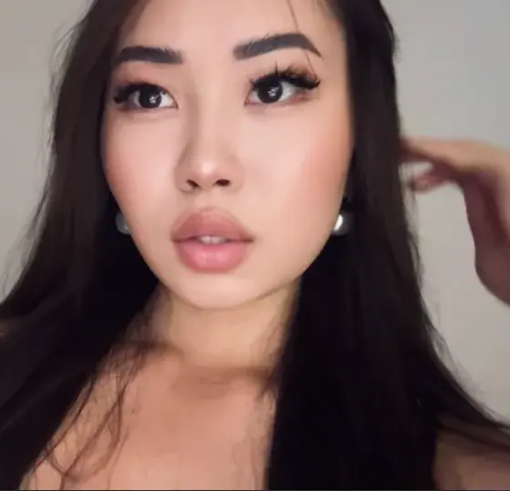 Ur_neighbor_Kira