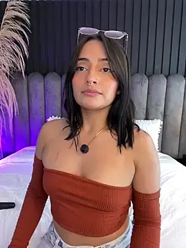 Stripchat Live Porn of Nanda_vixen_
