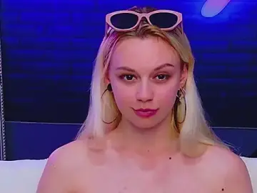 Stripchat Best live sex cam show of AlessiaCroft